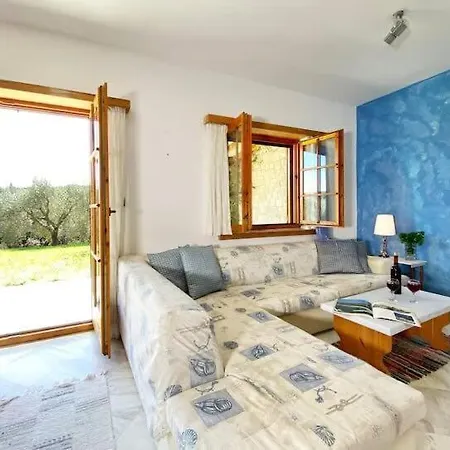 Sani Olive Grove Gem - The Ultimate Sunny Getaway Elani