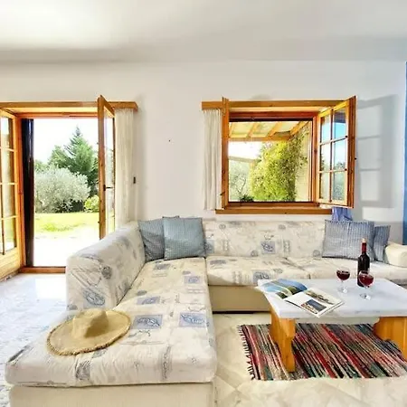 Sani Olive Grove Gem - The Ultimate Sunny Getaway *