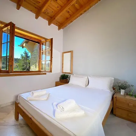 Sani Olive Grove Gem - The Ultimate Sunny Getaway Holiday home Elani
